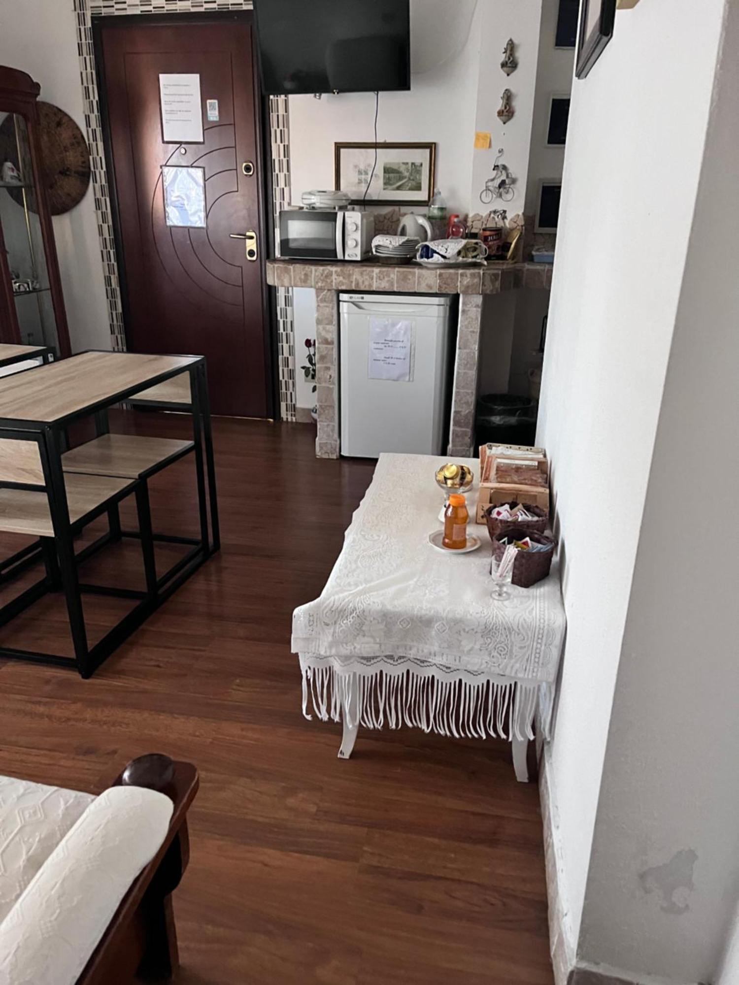 Da Adriana Guesthouse Santa Teresa Gallura Ngoại thất bức ảnh