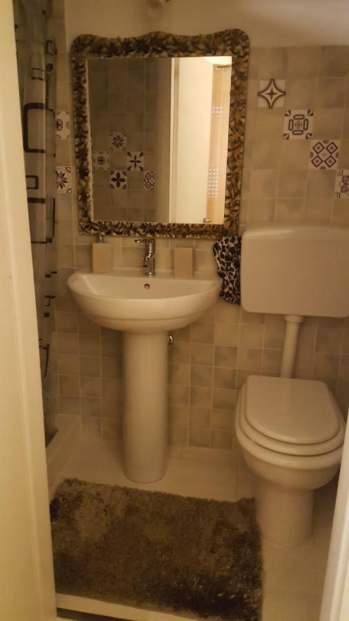 Da Adriana Guesthouse Santa Teresa Gallura Ngoại thất bức ảnh
